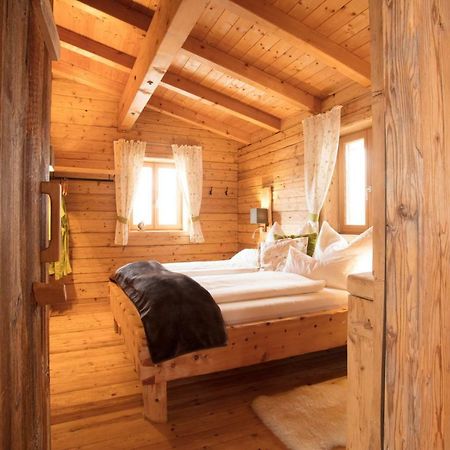 Chalet Laerchenzipf プファルヴェルフェン エクステリア 写真